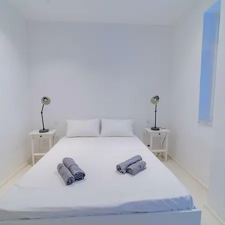 Modern Studio In